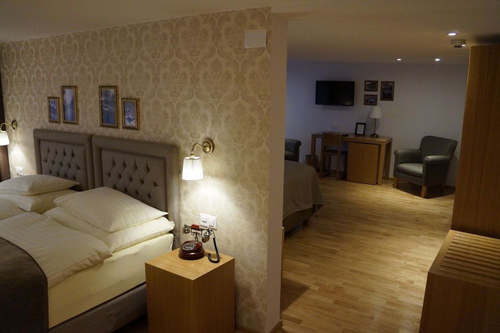 Hotel Walliserhof Zermatt Family Suite