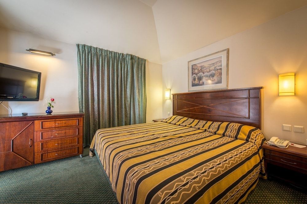 Mary's Well Nazareth By Dan Hotels Church Room 4