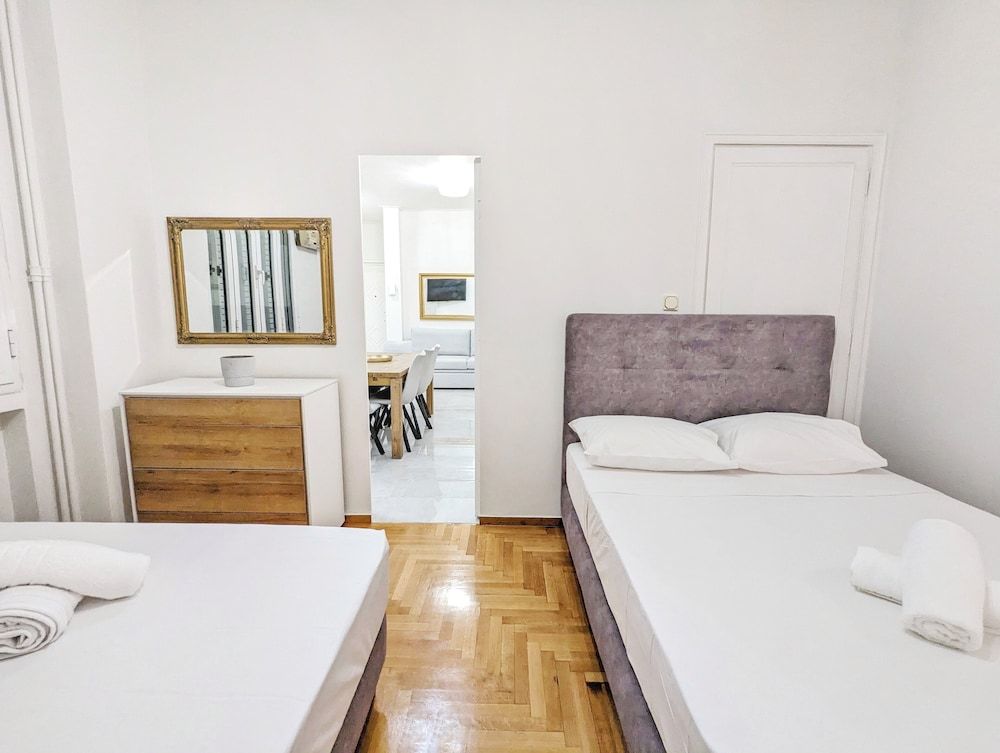 Victoria Grand Palace Apartments Apartment (Victoria Grand Palace above Metro) 20