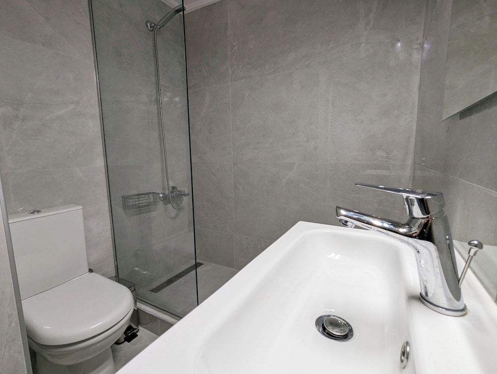 Victoria Grand Palace Apartments Apartment (Victoria Grand Palace above Metro) 37