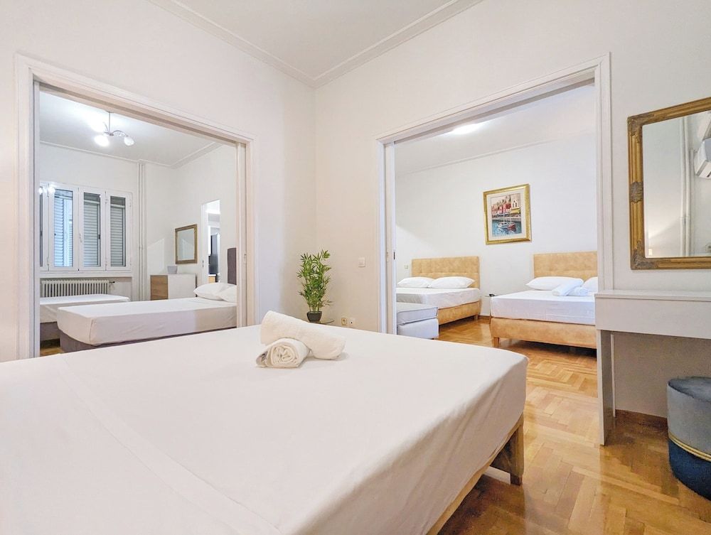 Victoria Grand Palace Apartments Apartment (Victoria Grand Palace above Metro) 19