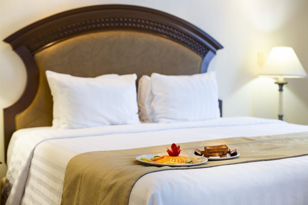 Best Western Plus Monterrey Colon Superior Room, 1 King Bed, Non Smoking, Kitchenette