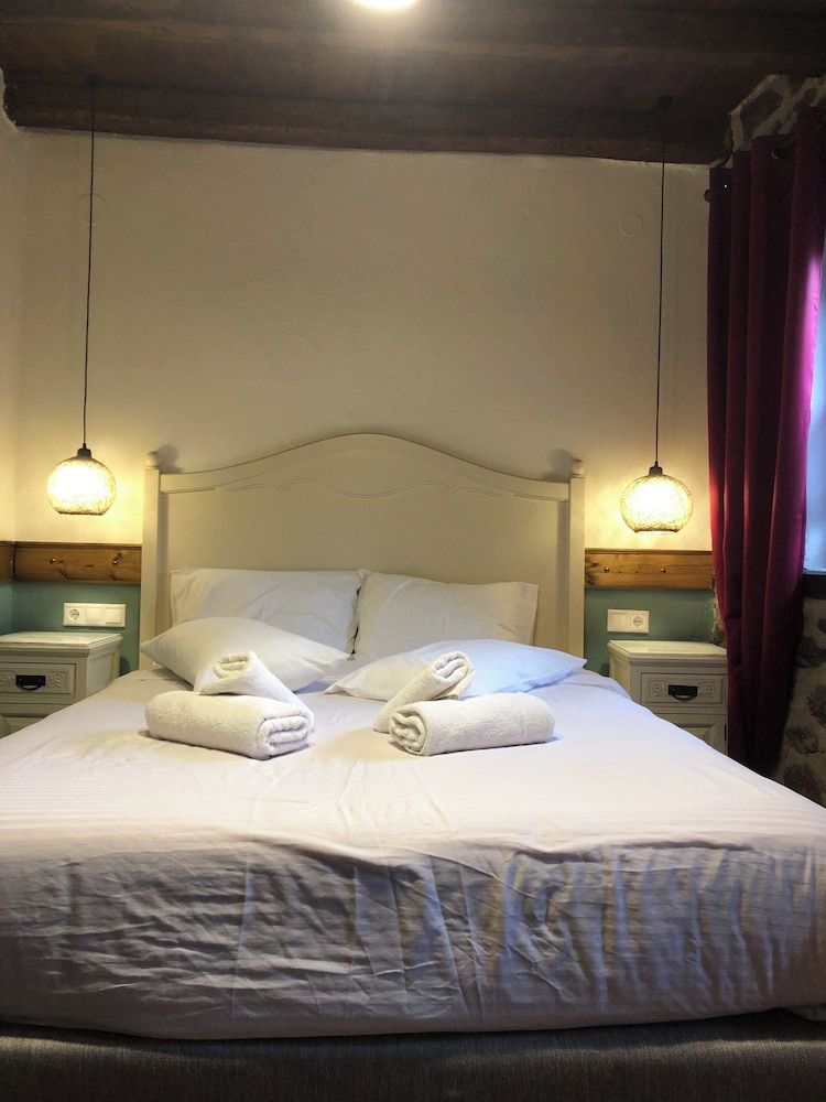 Agios Germanos Traditional Hotel Basic Double Room 3