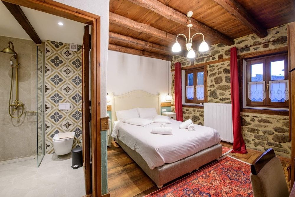 Agios Germanos Traditional Hotel Basic Double Room 4