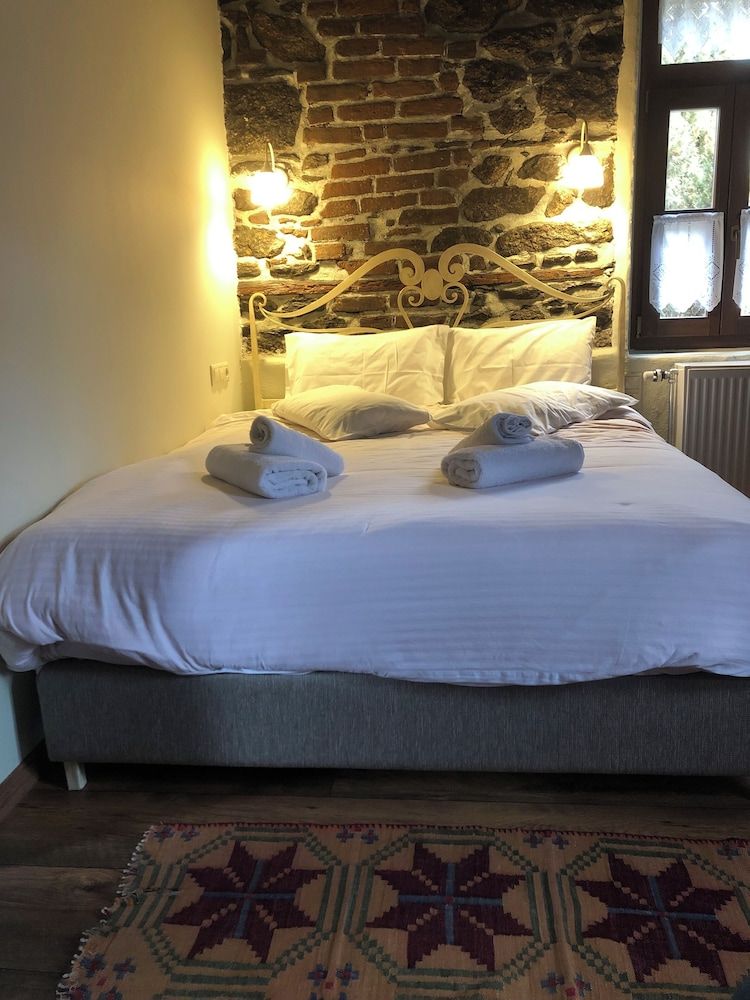 Agios Germanos Traditional Hotel Double Room (Fireplace) 5