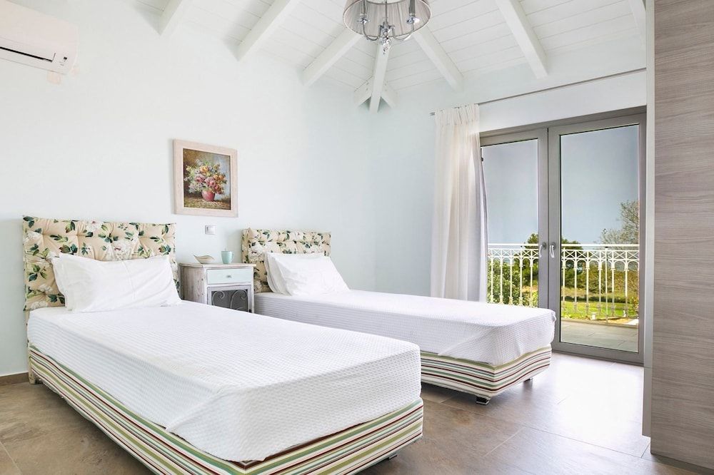 Villa (Aphrodite)