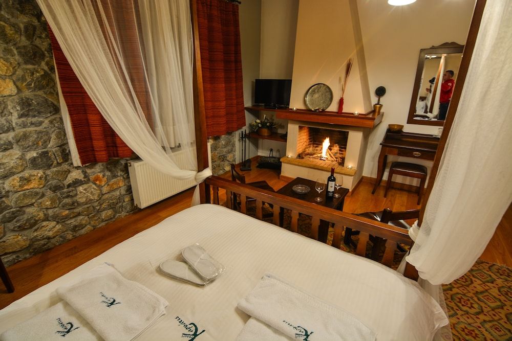 Superior Triple Room, Mountain View