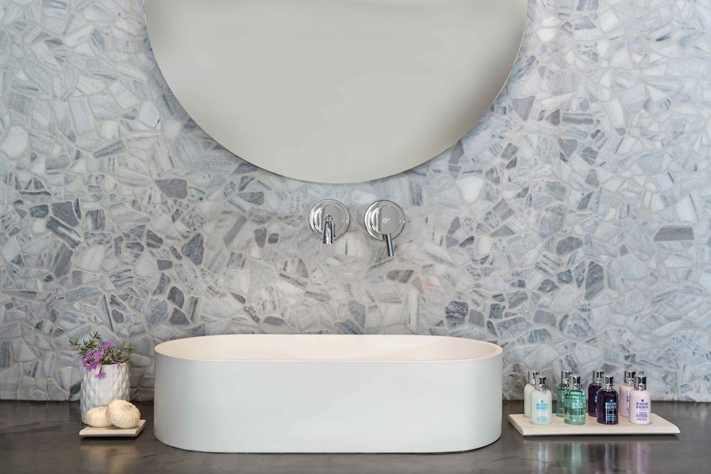 Myst Boutique Hotel Junior Suite, Hot Tub, Sea View 8