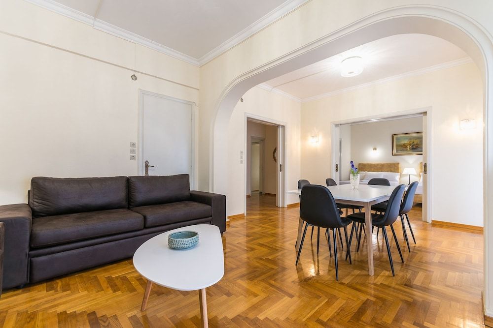 Victoria Queens Paradise Apartments Apartment (Victoria Queens Paradise near Metro) 40