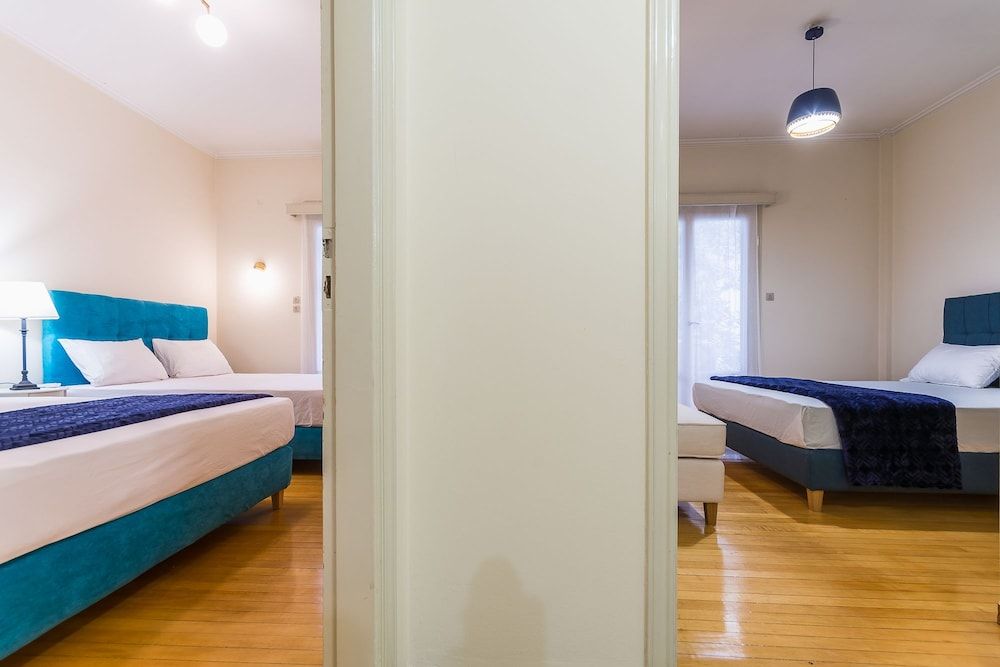 undefined Victoria Queens Paradise Apartments 4