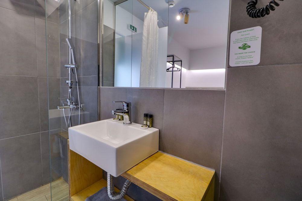 athensotel Economy Double Room 4