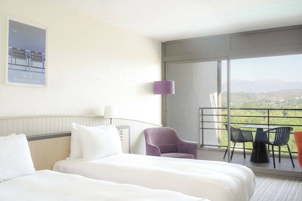 undefined Hôtel & Spa - Thalazur Antibes 2