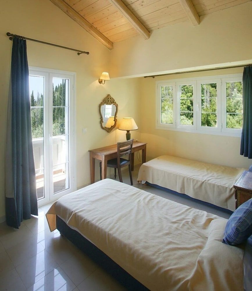Comfort Villa, 2 Bedrooms (Mimosa)