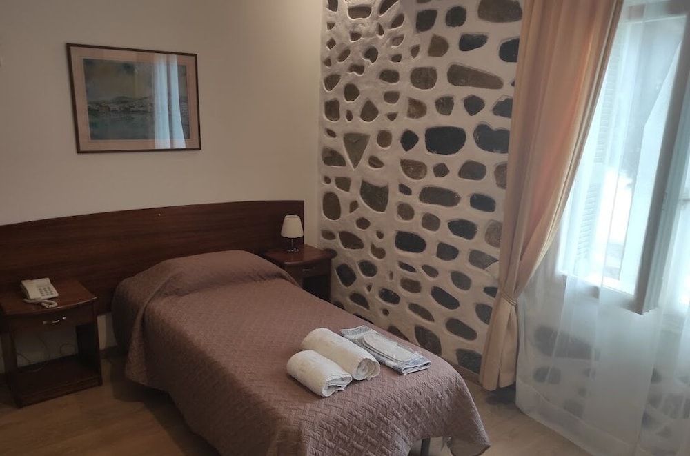 Porto Lesvos Single Room, City View 4