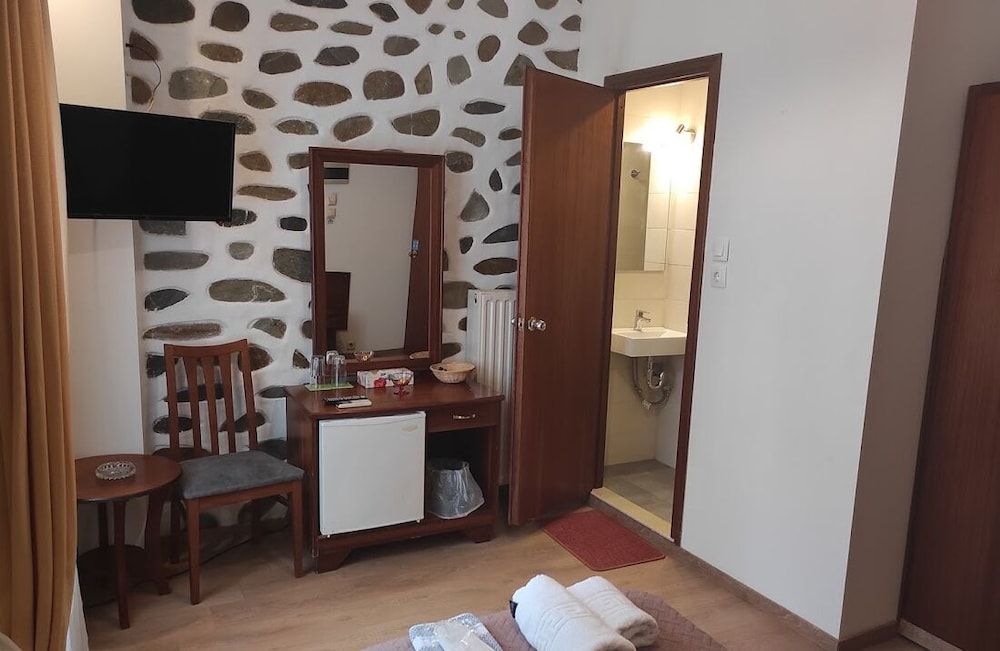 Porto Lesvos Single Room, City View 3