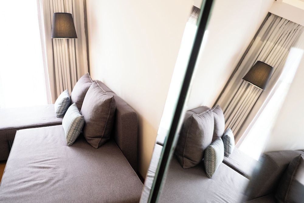 City Loft Hotel Deluxe Suite, Balcony 4