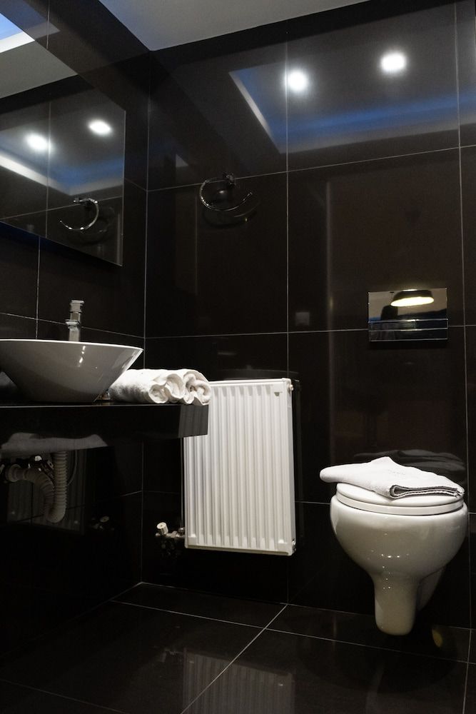 City Loft Hotel Superior Apartment, Balcony 4