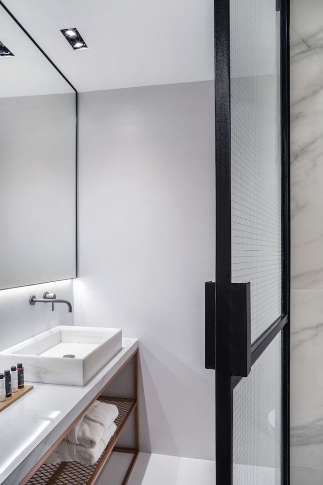 Niki Athens Hotel Urban Double or Twin Room with No View 8