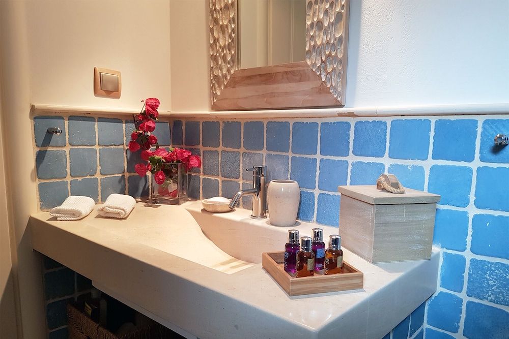 Thermesea Luxury Lodge Junior Suite Semi-Basement with Atrium 3