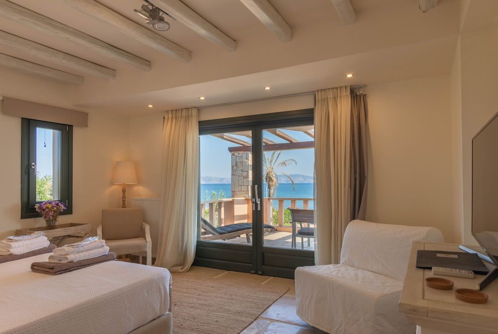 Thermesea Luxury Lodge Deluxe Suite, Balcony, Sea View 9