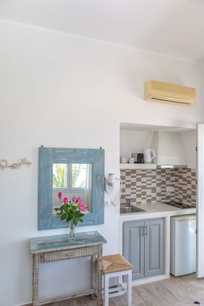 Nikos Verikokos Studios Studio, Sea View 5