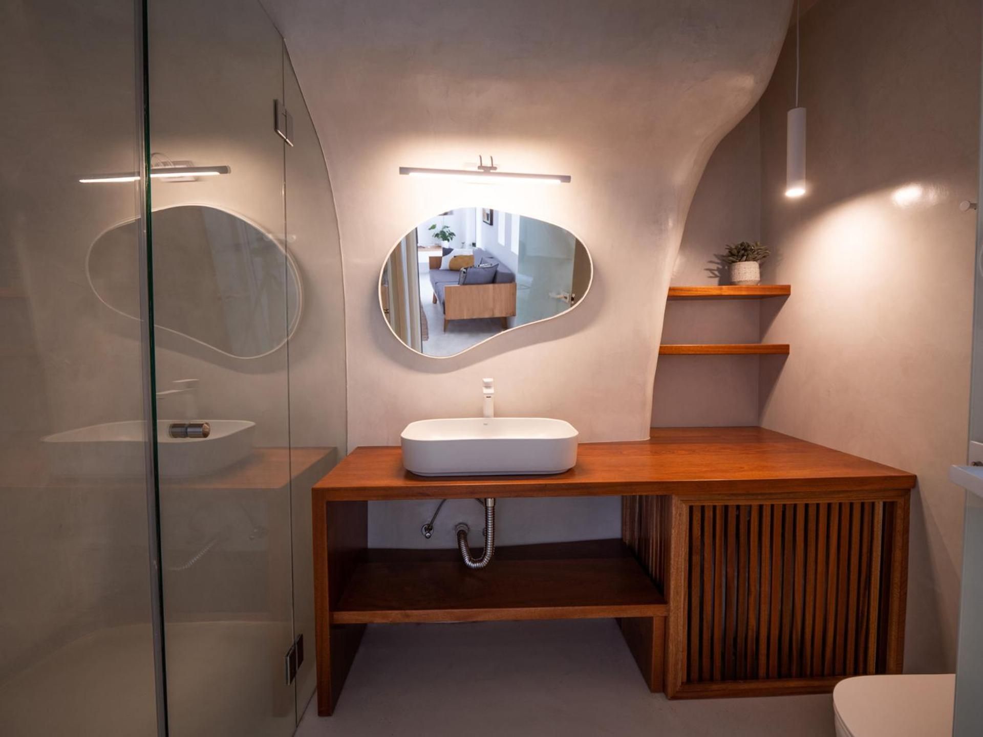 Exclusive Cave Suite with Heated Pool and Sea View