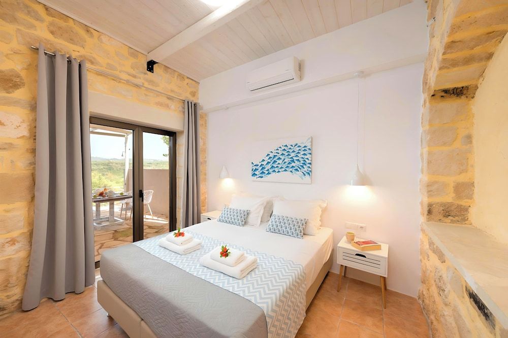 House, 2 Bedrooms