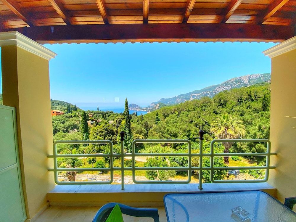 Panoramic Studio, Sea View