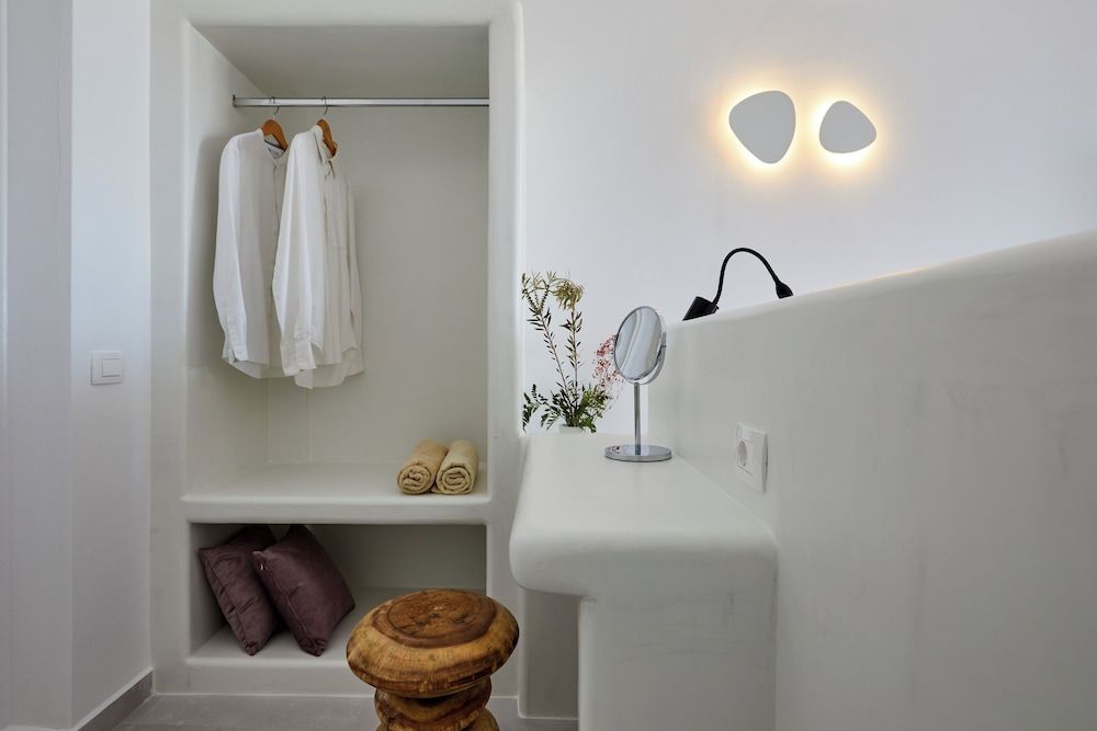 undefined Anchor Suites