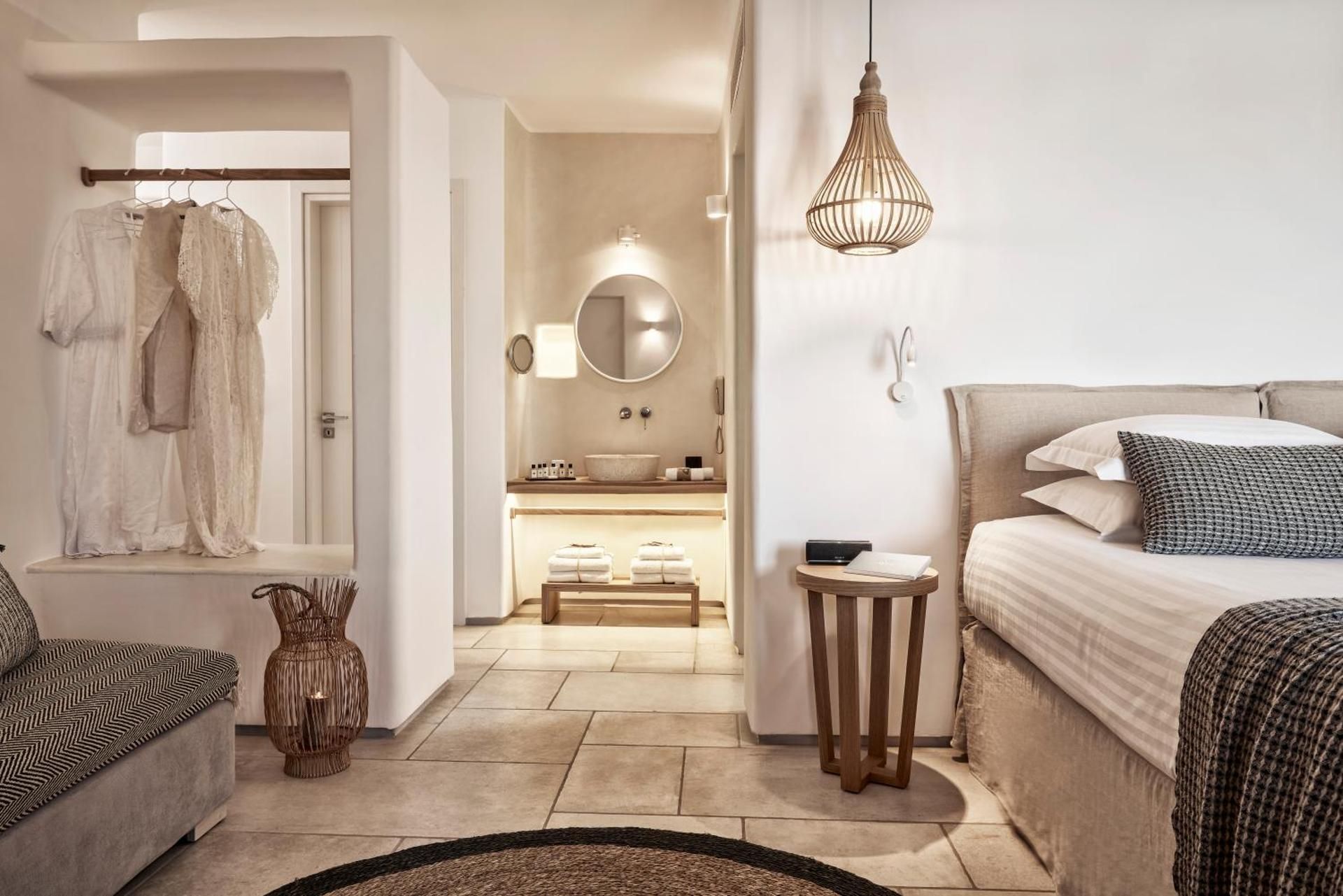 Superior Suite with Private Pool and Sea View