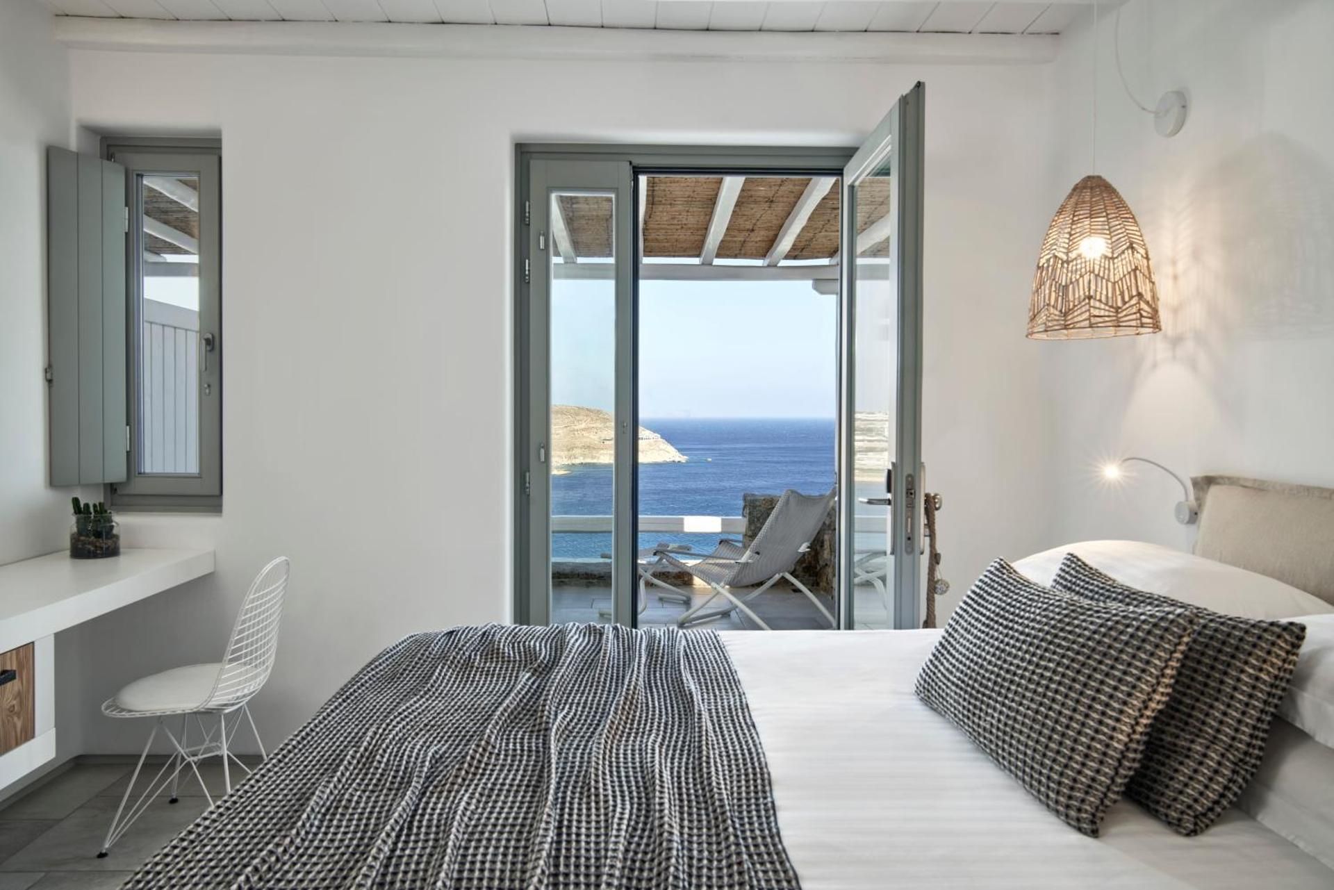Cozy Room with Sea View