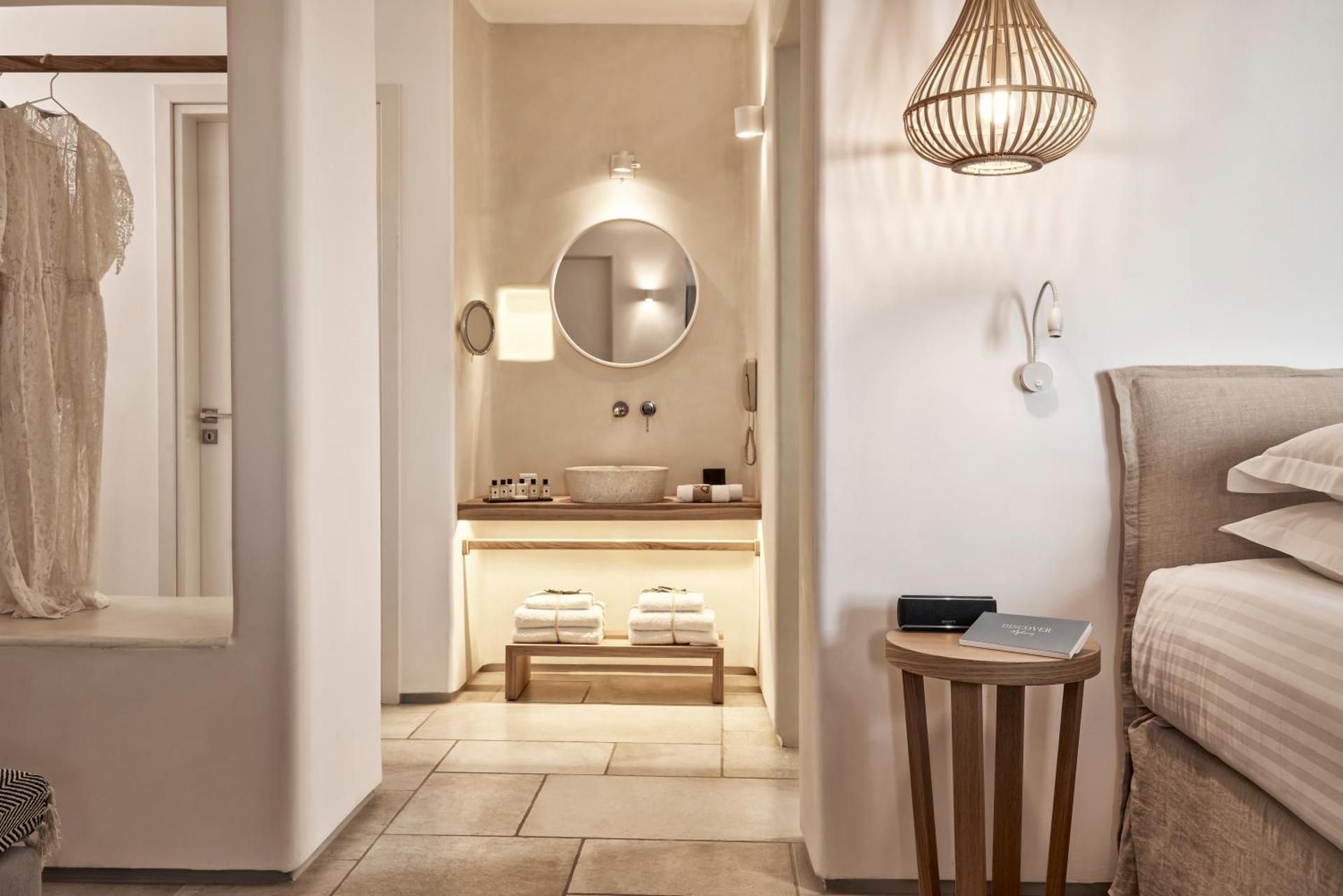 Superior Suite with Private Pool and Sea View