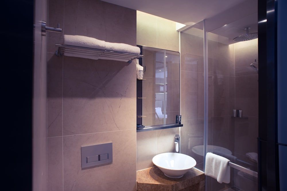 Soravit on Granville Superior Room, 2 Twin Beds 5