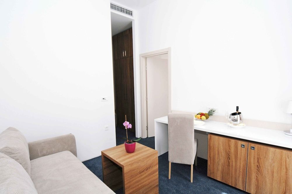 Boutique Hotel Mali Raj Apartment, Sea View 4