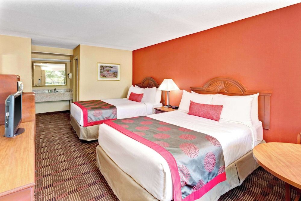 Double Room, 2 Double Beds