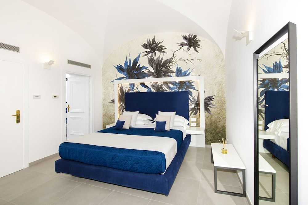undefined Hotel Savoia 3