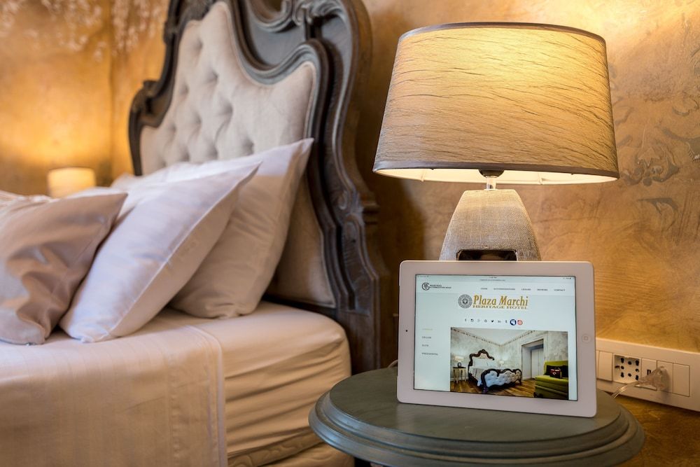 Plaza Marchi Old Town - MAG Quaint & Elegant Boutique Hotels Superior room - Queen Bed 17