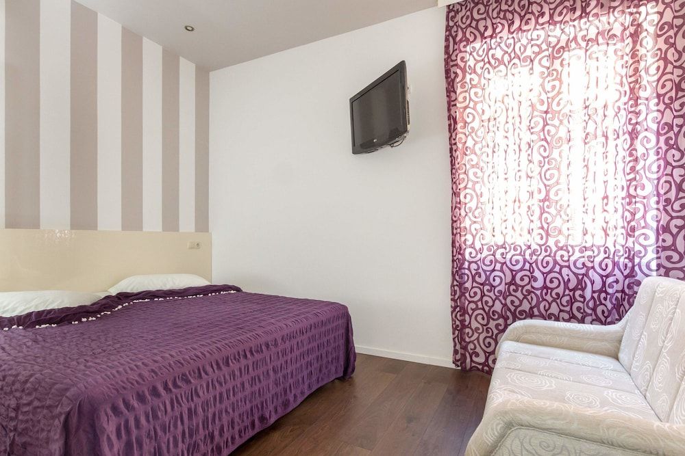 undefined Apartments Aspalathos 9