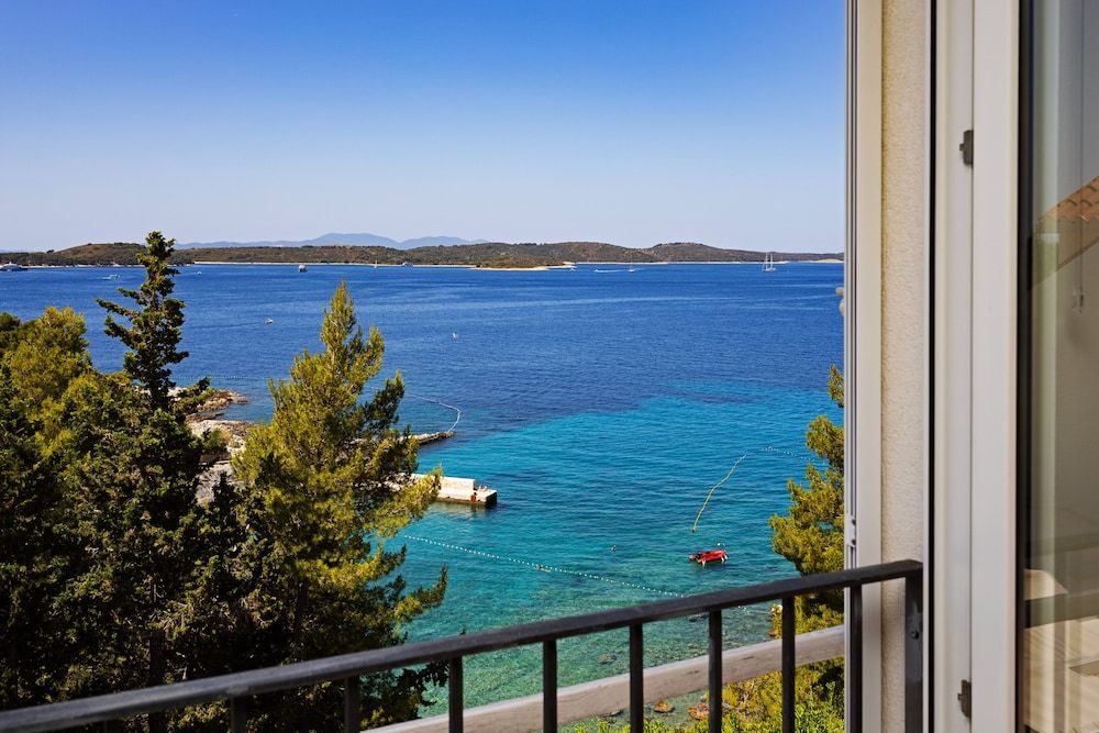 Blue Bay Residence Comfort Apartment (My Sunshine) 12