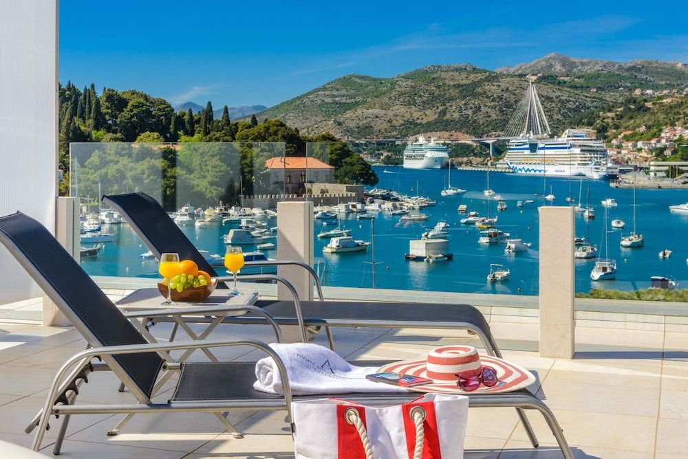 Executive Apartment, 1 Bedroom, Jetted Tub, Sea View