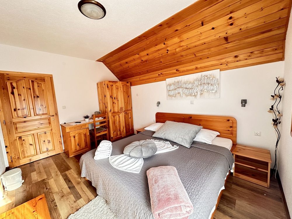 undefined Green Valley