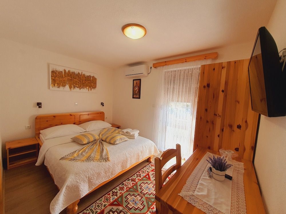 undefined Green Valley 3