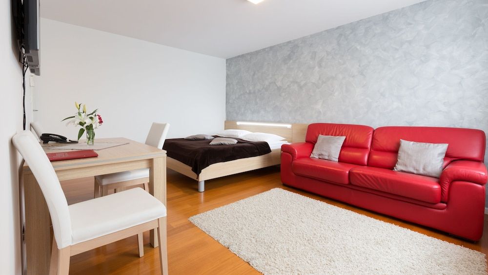 Dream Hotel Apartment, Kitchenette 6