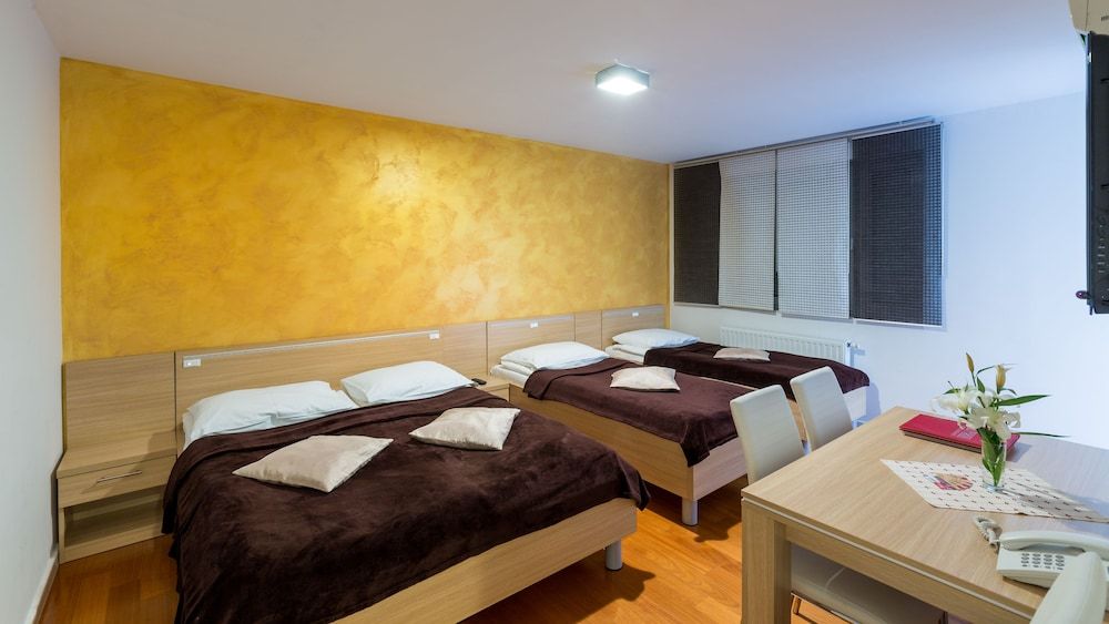 Dream Hotel Apartment, Kitchen 2