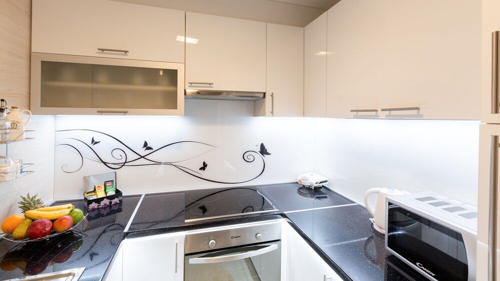 Dream Hotel Apartment, Kitchen 7