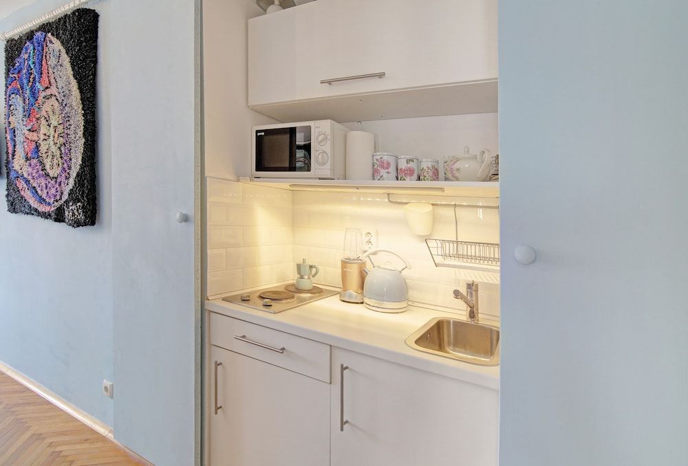 undefined MAIN CENTRAL SQUARE guest house 8