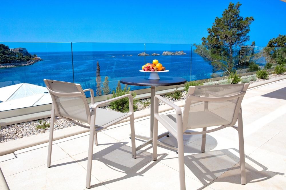 Villa Malo More Luxury Apartment, 2 Bedrooms, Balcony, Sea View 4