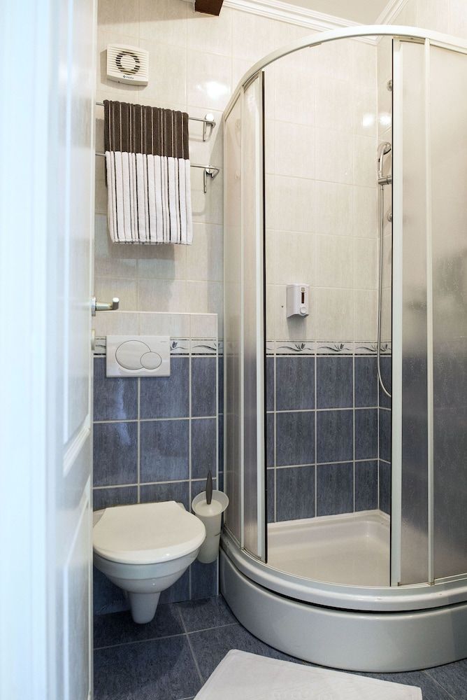 undefined Rooms Madison 2