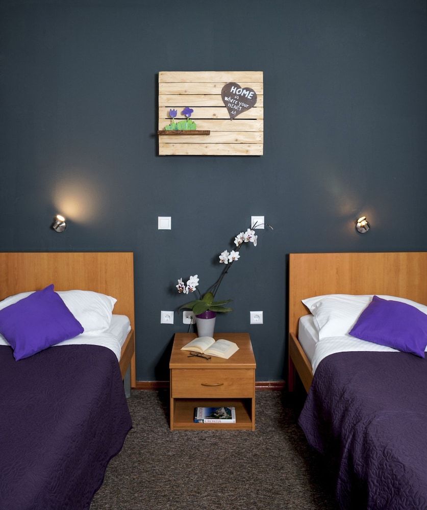 Hotel Fala Economy Twin Room 6