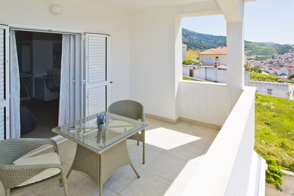 Violeta Hvar Comfort Double Room, Terrace, Partial Sea View 8